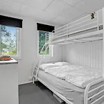 Four-bedroom In 펜션