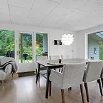 Four-bedroom In 펜션 Spottrup