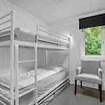 Four-bedroom In 펜션