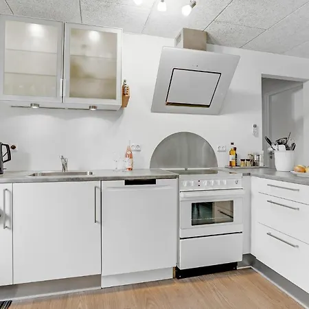 Four-bedroom In Casa vacanze