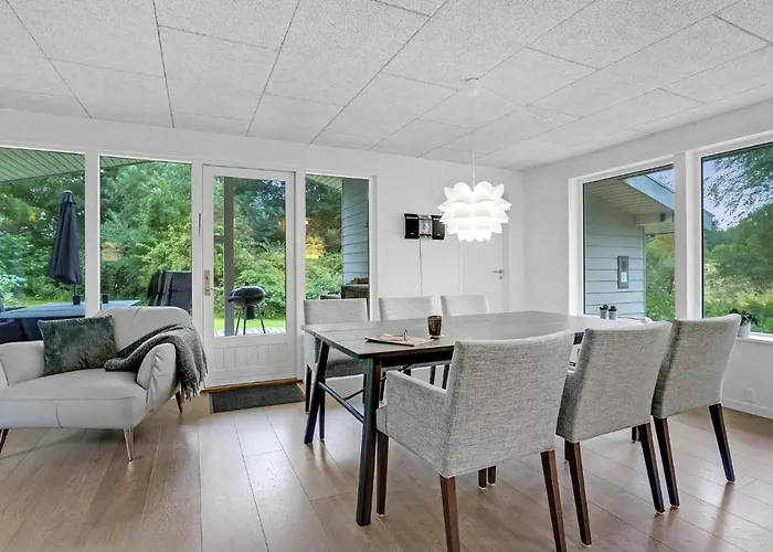 Four-bedroom In Casa de Férias Spottrup