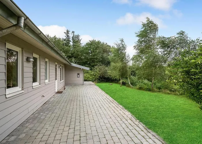 Four-bedroom In Spottrup