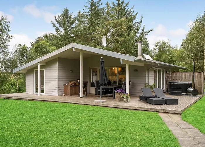 Four-bedroom In * Spottrup